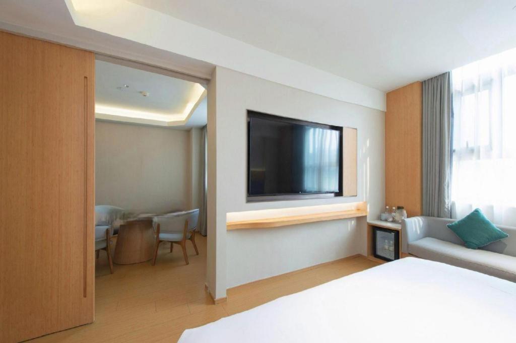 Ji Hotel Xi'An Dayanta Exterior photo